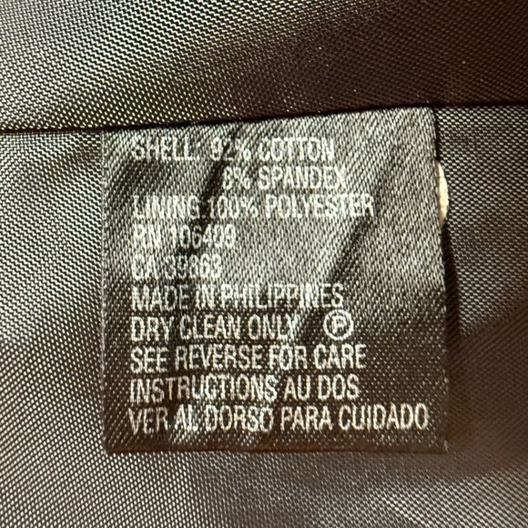 Tahari Arthur S. Levine Women's black Blazer - Size 12 - Picture 8 of 10